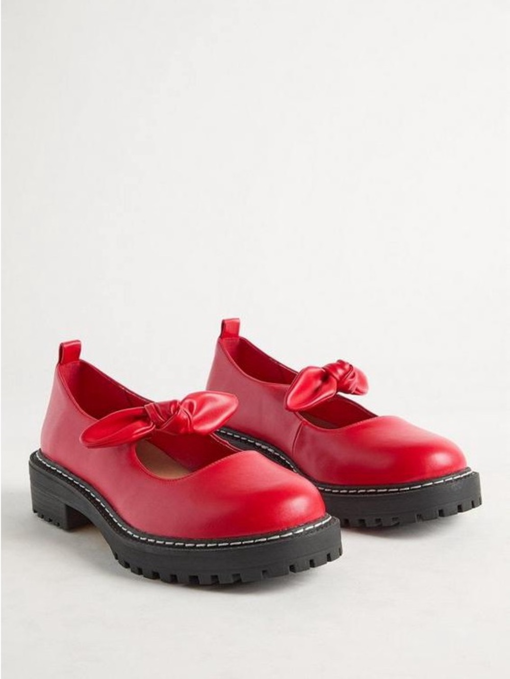 Torrid Mary Jane Bow Lug-Sole Flat (WW) size 9 WW